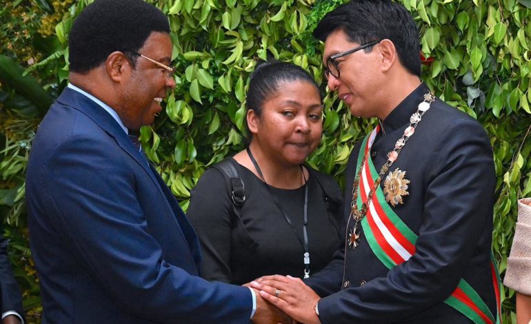  ANDRY RAJOELINA AAPISHWA, WAZIRI MKUU MAJALIWA ASHIRIKI